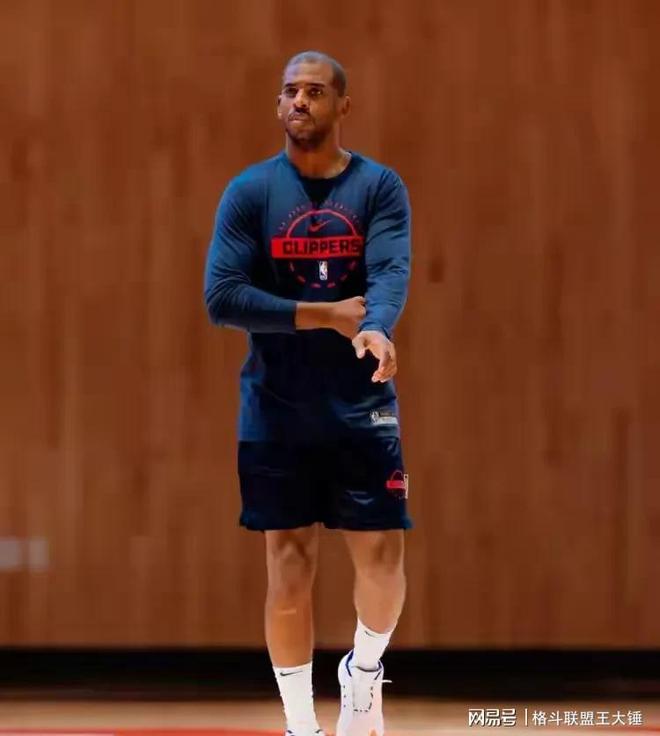 玩加电竞互动包含洛杉矶快船迎NBA常规赛关键赛；今夜调整名单；质疑声仍在；心理建设被强调的词条