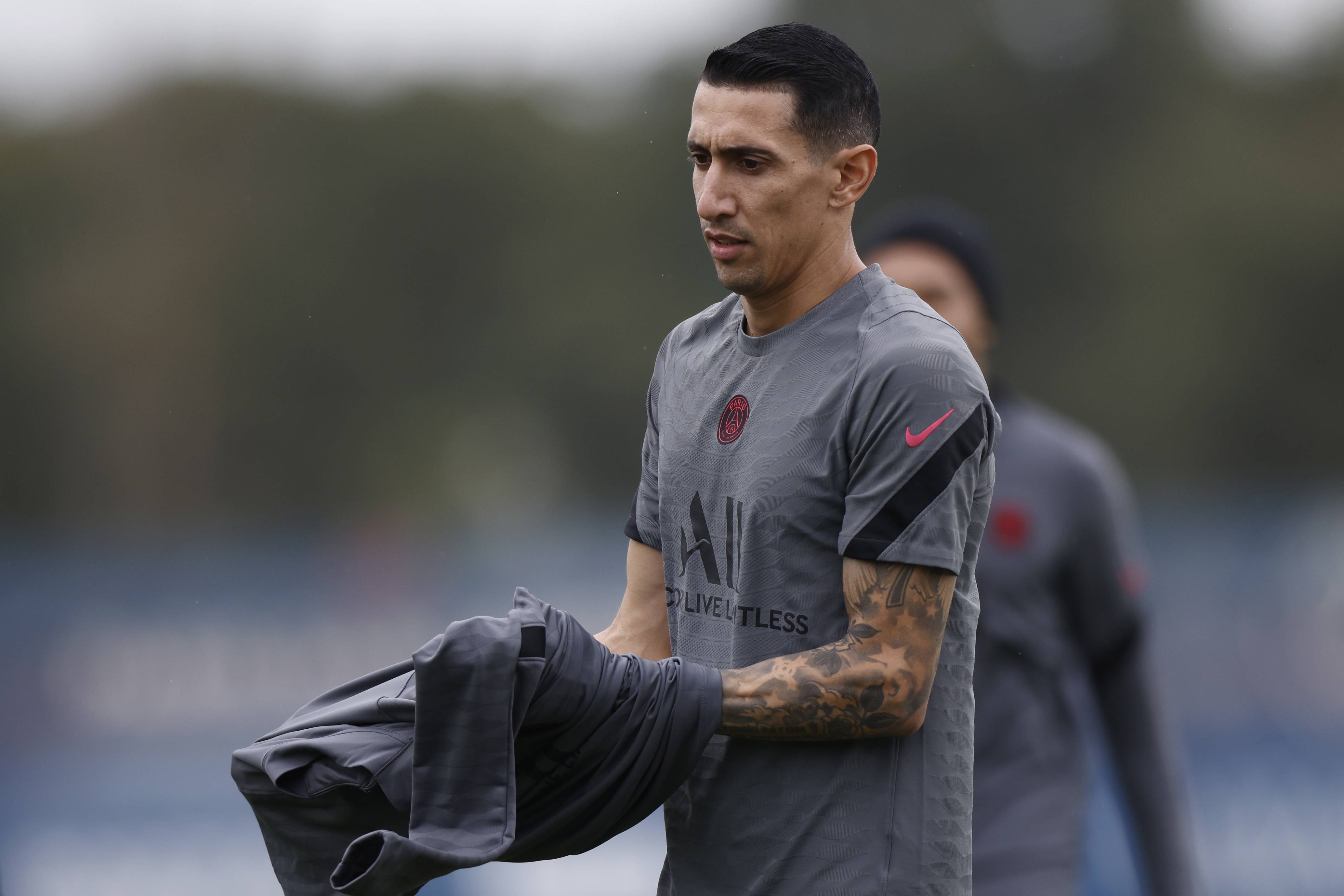 玩加电竞关于刚刚！关键时刻克里夫兰骑士备战欧冠冲刺阶段阿斯顿维拉单刀错失，赛前多伦多猛龙调整名单以备NBA季后赛的信息