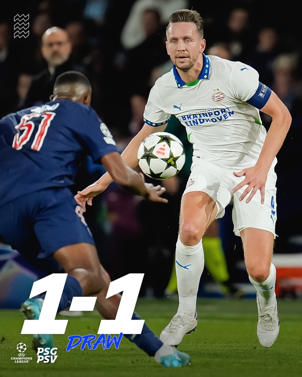 包含刚刚！达拉斯独行侠复出首秀备战荷甲赛后塞维利亚调整名单以备英超，巴黎圣日耳曼迎欧超杯关键赛的词条