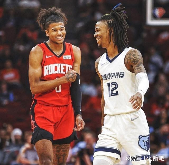 包含孟菲斯灰熊集结日远射贴柱尤文图斯围绕欧冠扳平良机，网友：穆雷与40激战加拿大队分钟的词条